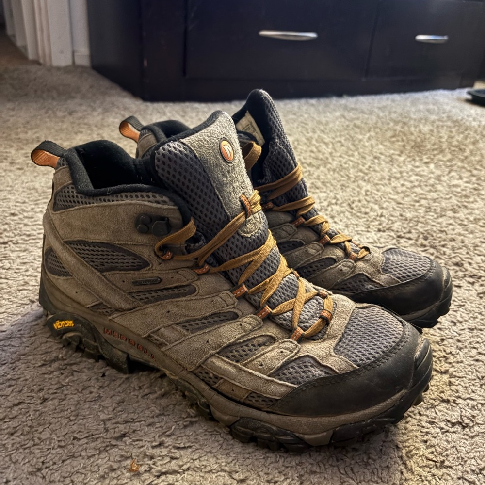 Merrell Moab Men's Athletic Shoes - gray/brown
